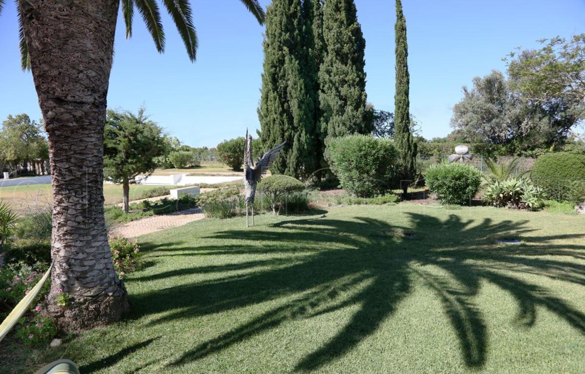 Casa Beachcomber Le Jardin Des Arts * Lagos